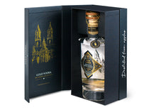 Lade das Bild in den Galerie-Viewer, Domkaiser Gold Vodka incl. Geschenk Box